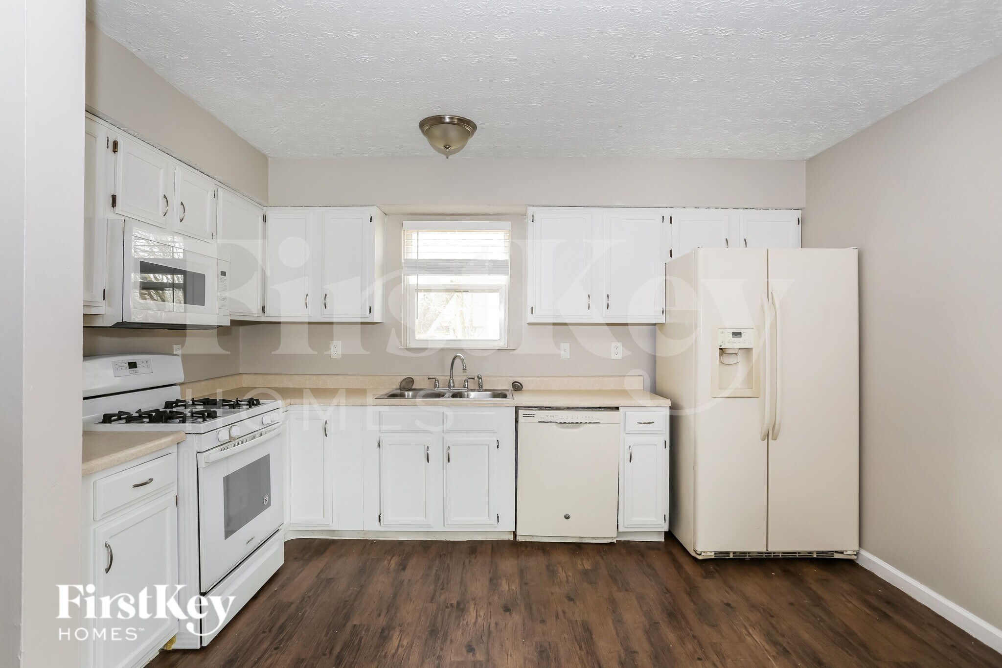 Building Photo - 560 Corral Gate Ct