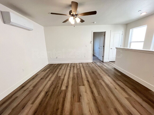 Building Photo - 440 Olive Way