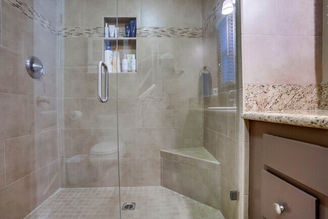 Bathroom - 1340 W 3rd St