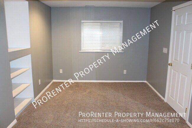 Building Photo - 8130 Deer Run Way