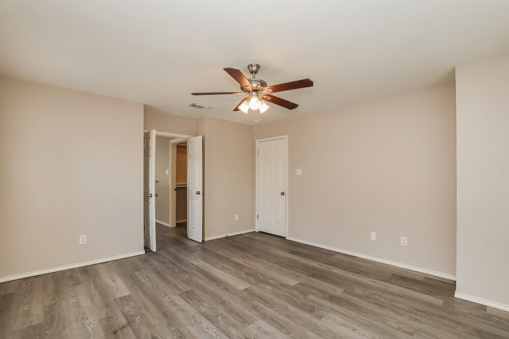 Building Photo - 1504 Lorson Loop