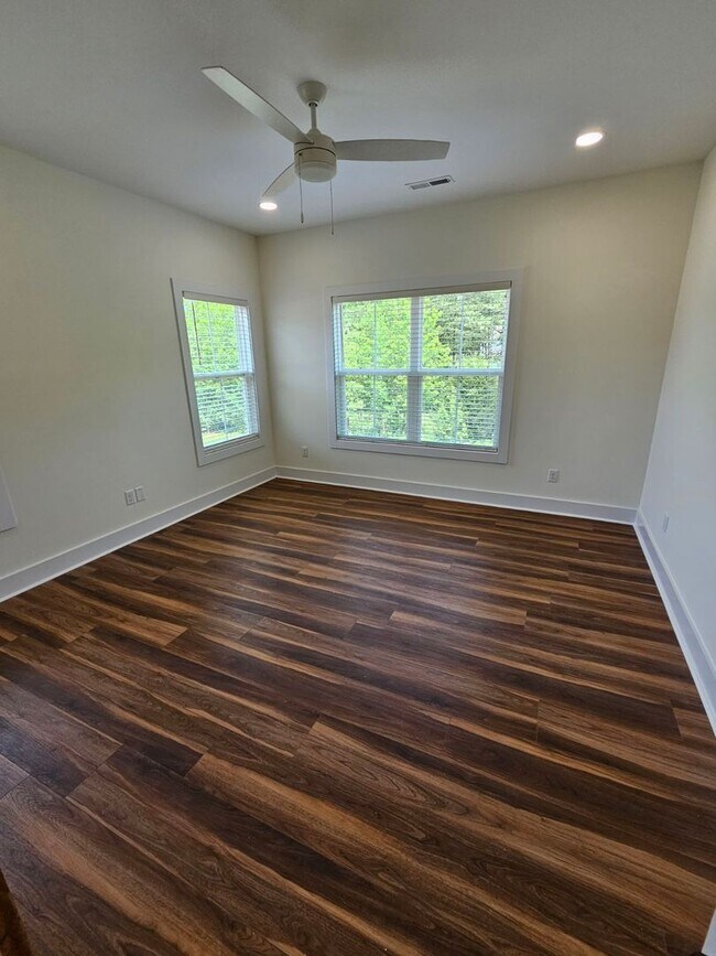 Building Photo - Brand-New 3-Bedroom Home with Bonus Room, 2-Car Garage, and Maintenance-Free Living