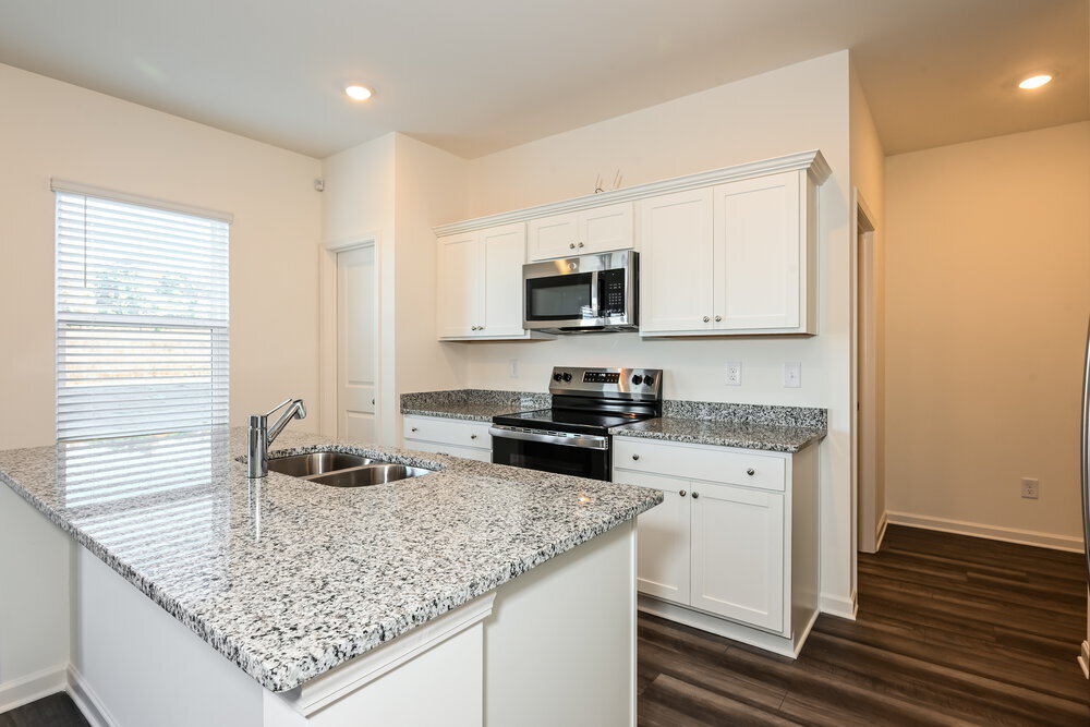 Building Photo - 193 Long Dr