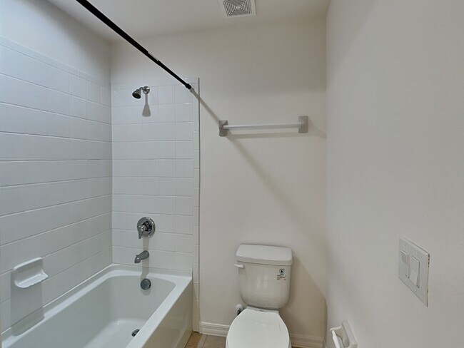 Building Photo - 1615 Cloudy Ct