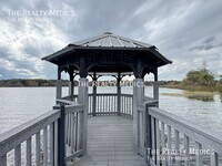 Building Photo - 6627 Queens Borough Ave