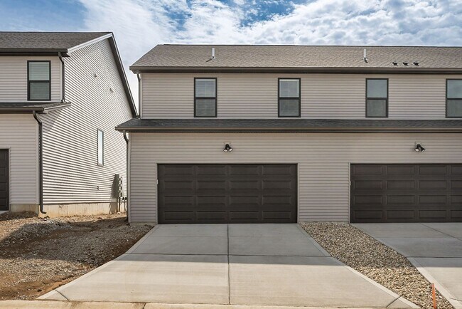 Building Photo - Brand New Construction, 3 bed, 2.5 Bath Townhome