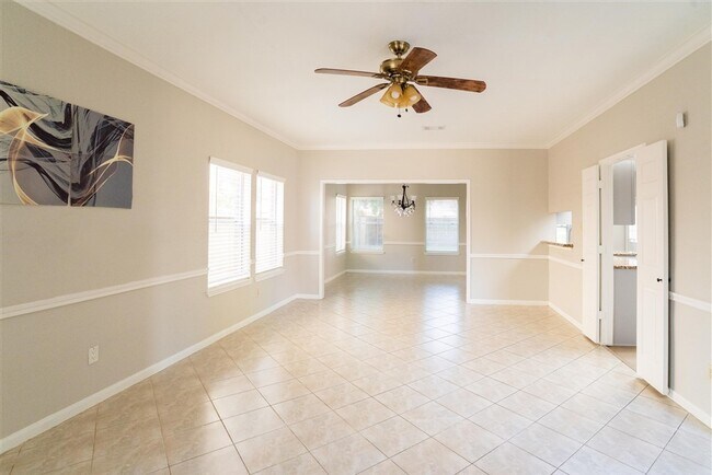 Building Photo - 16434 Concord Falls Ln