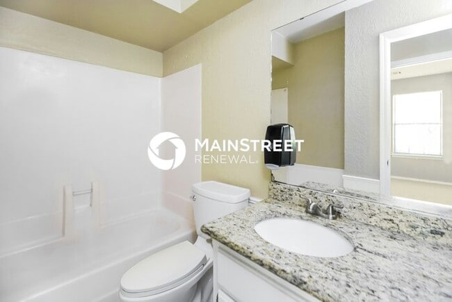 Building Photo - 4 Bedroom Pet-Friendly Home in Oklahoma City, OK with Main Street Renewal