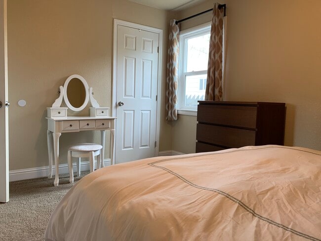 Building Photo - 5842 Belleau Wood Ln