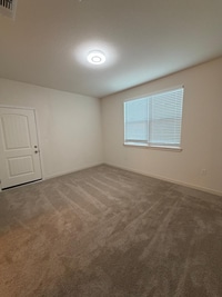Building Photo - 3130 Paxton St