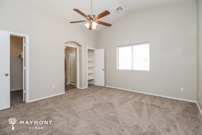 Building Photo - 45671 W Rainbow Dr