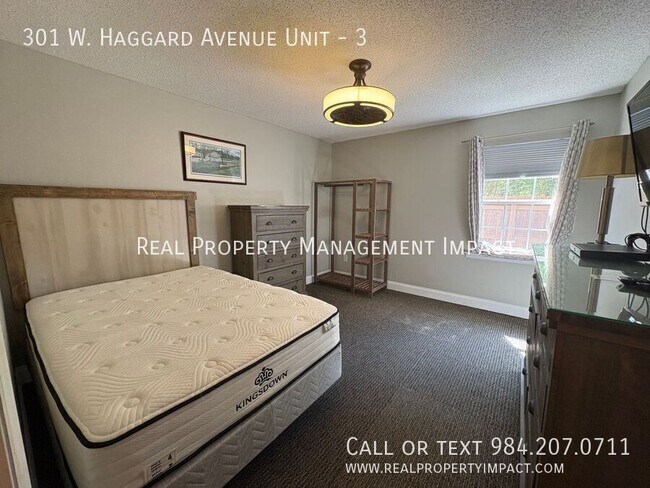 Building Photo - 301 W Haggard Ave