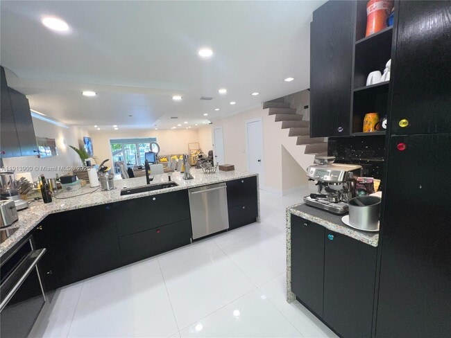 Primary Photo - 3756 NE 167th St