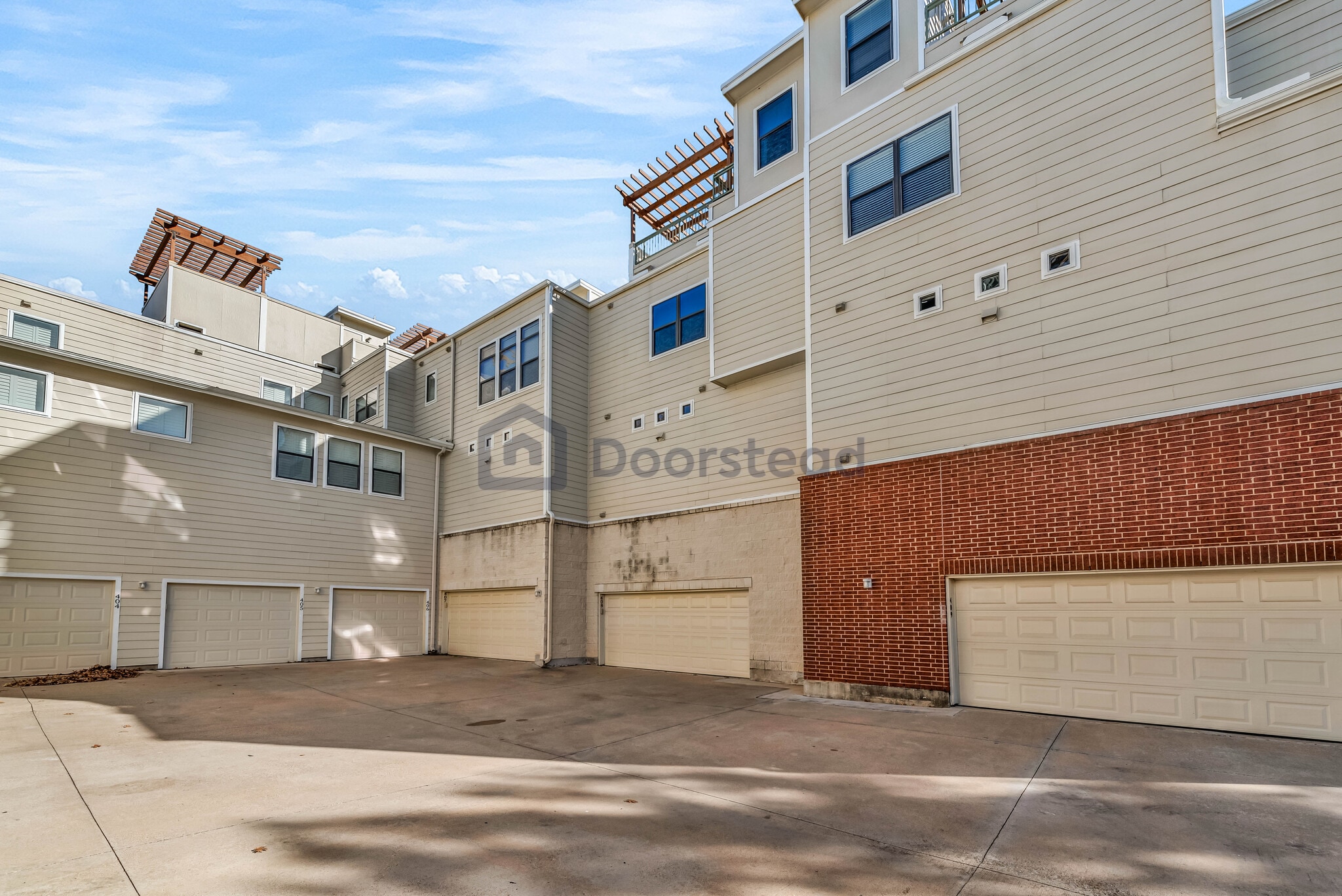 Building Photo - 1207 Beaconsfield Ln