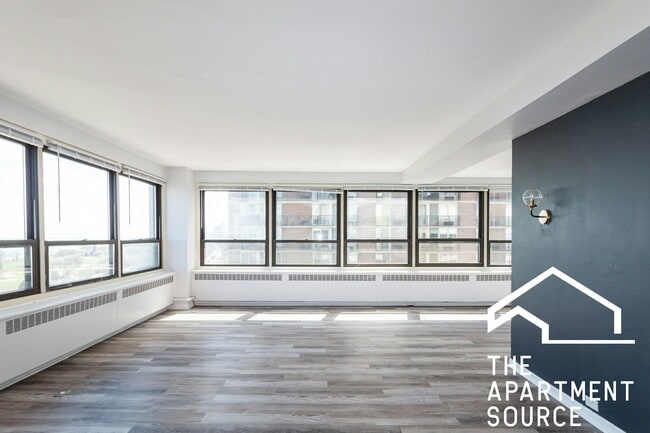 Building Photo - 4181 N Marine Dr