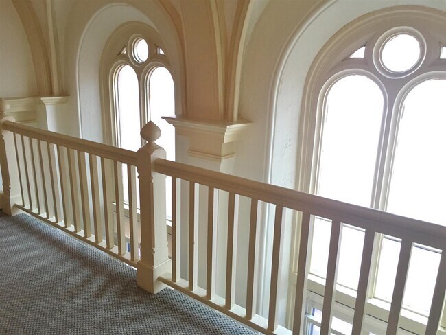 Building Photo - 124 Orange St