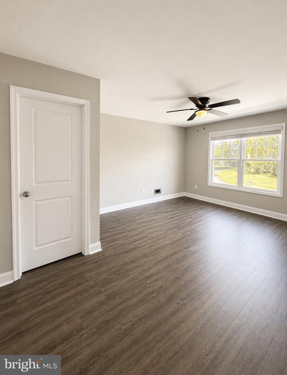 Building Photo - 903B Spring Mill Ave