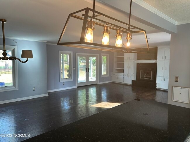 Building Photo - 205 Gemini Ct