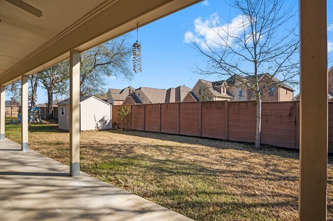 Building Photo - 9292 Deepwater Dr