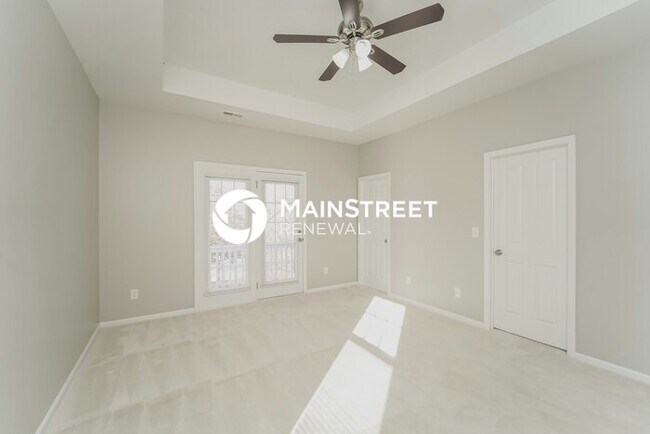Building Photo - 3 Bedroom Pet-Friendly Home in MOORESVILLE, NC with Main Street Renewal