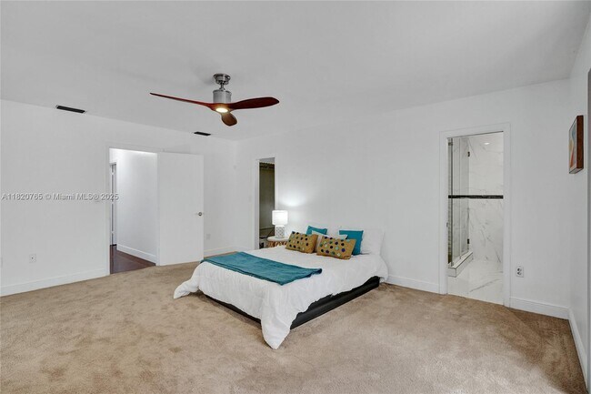 Building Photo - 7360 SW 120th St