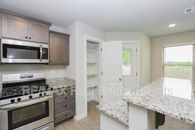 Building Photo - 1503 Purple Finch St