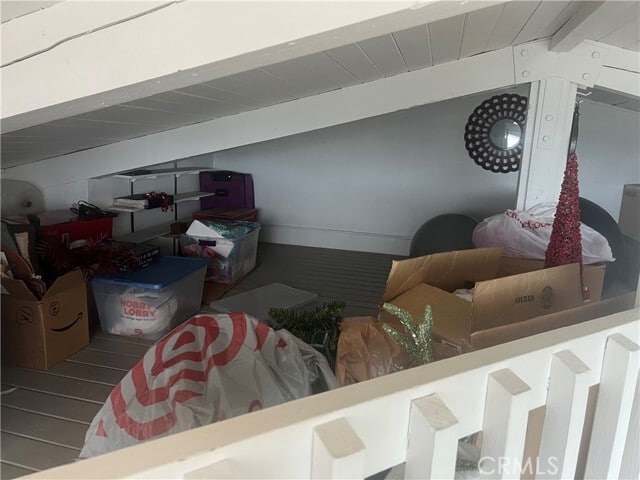 Building Photo - 9312 Marina Pacifica Dr N