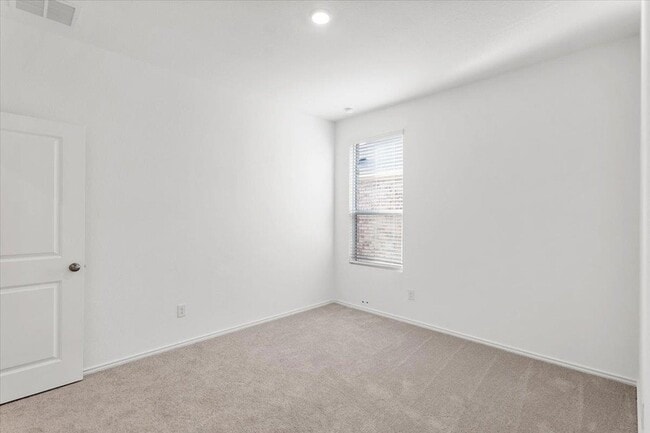 Building Photo - 227 Rodney Boat Rd