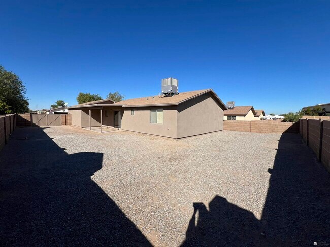 Building Photo - 10331 Monsoon Ave