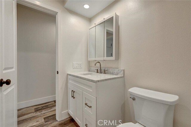 Building Photo - 404 E Glendale Dr