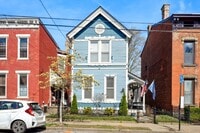 Building Photo - 340 W 9th St