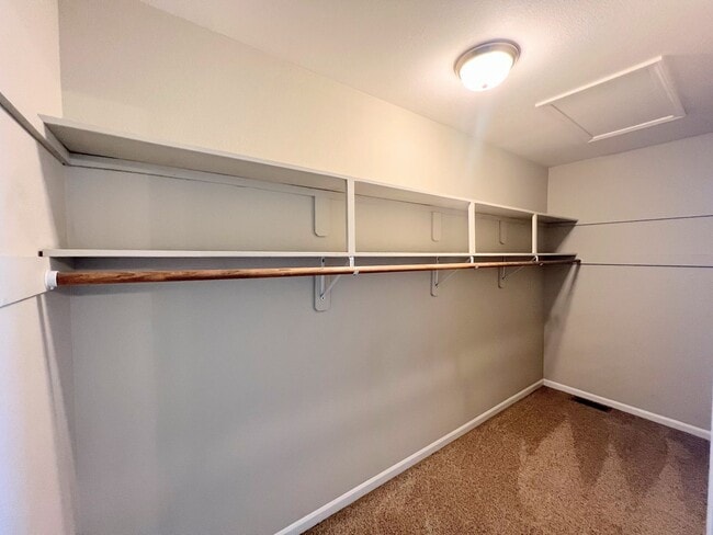 Building Photo - 16075 Holy Cross Ln