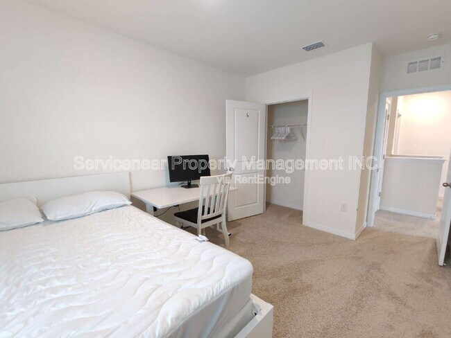 Building Photo - 10871 Penny Gale Loop