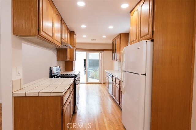 Building Photo - 5310 Wilma St