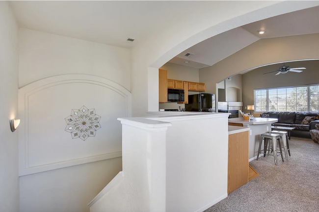 Building Photo - Beautiful 1-bedroom 1-bathroom Condo in South Fort Collins, CO!