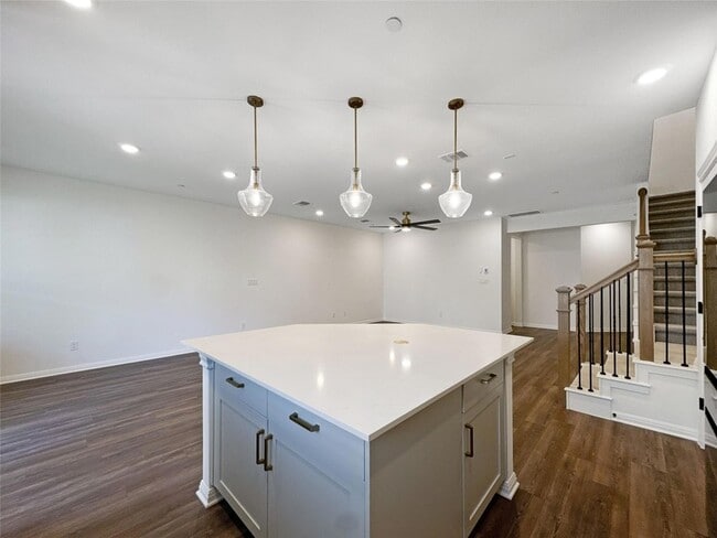 Building Photo - 2725 Woodall Dr
