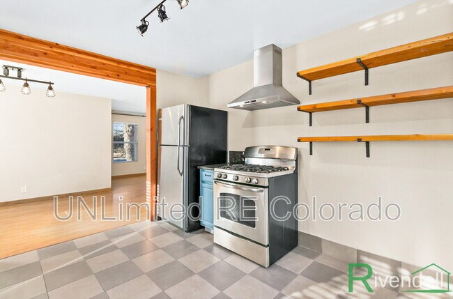 Building Photo - 1980 Willow St