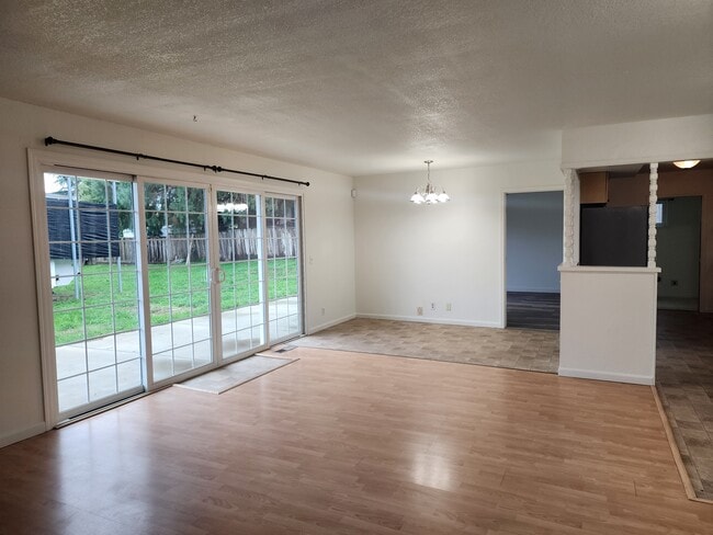 Building Photo - 17824 Pesante Rd