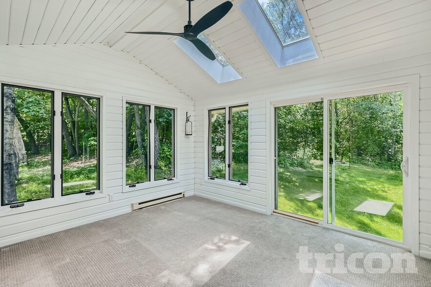 Building Photo - 14150 Rolling Oaks Cir NE