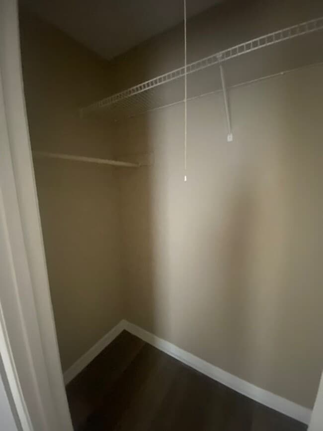 Building Photo - 6227 Crest Green Rd