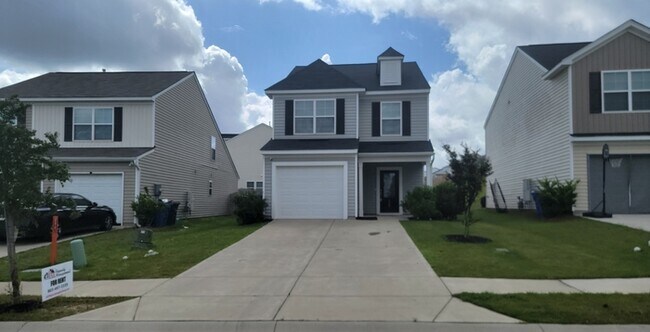 Building Photo - 426 Eclipse Ln