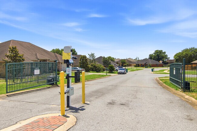 Building Photo - 2892 Chancery Ln