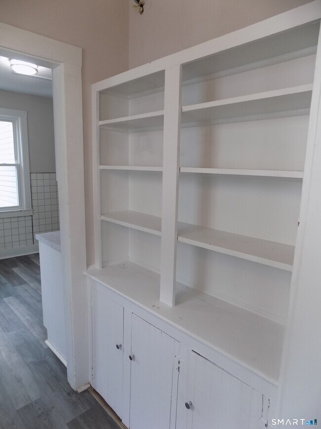 Building Photo - 182 West St