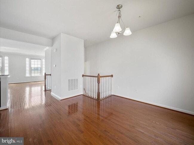 Building Photo - 5904 Leben Dr