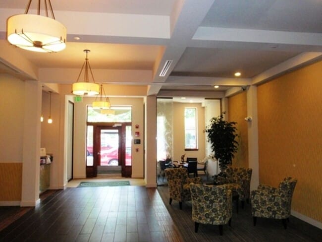 Building Photo - Downtown Redmond unit in the Cleveland Bldg with one assigned parking spot included in the rent!