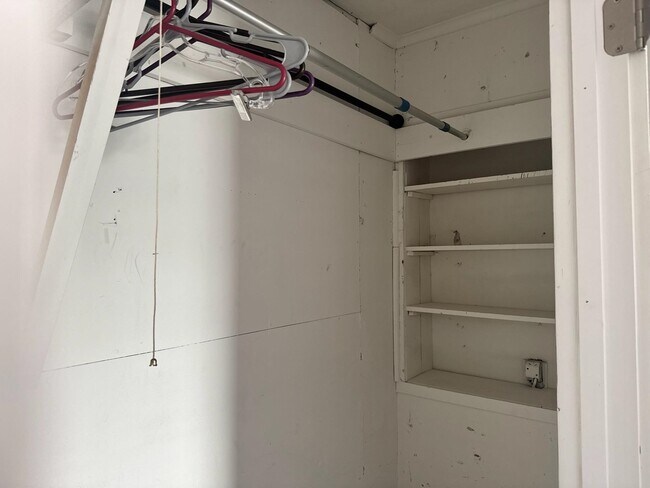 Building Photo - 97 Franklin St