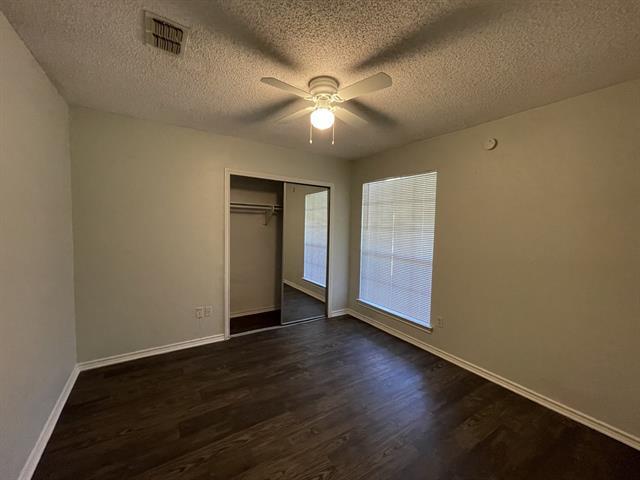 Building Photo - 1714 Briar Meadow Dr