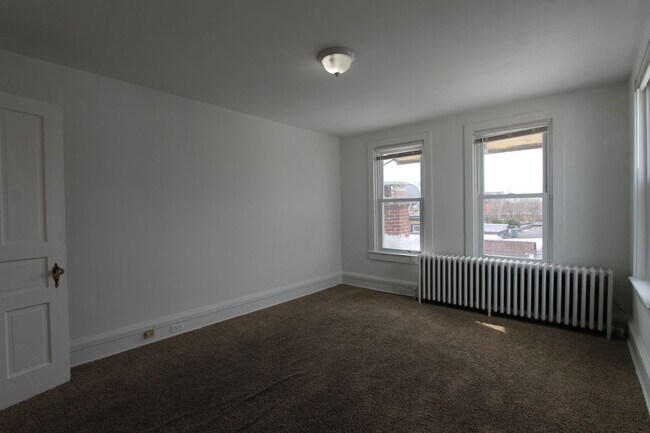 Building Photo - 7118 Germantown Ave