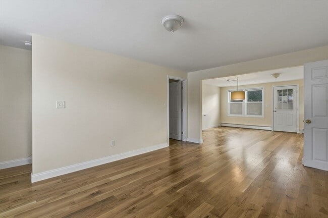 Building Photo - 45R South