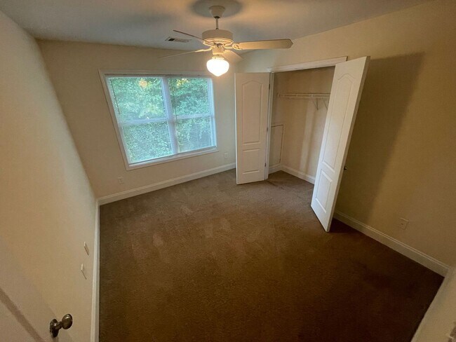 Building Photo - PRE-LEASING FOR AUGUST 2026!